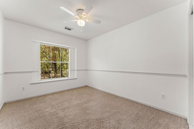 Building Photo - 43 W Gaslight Pl