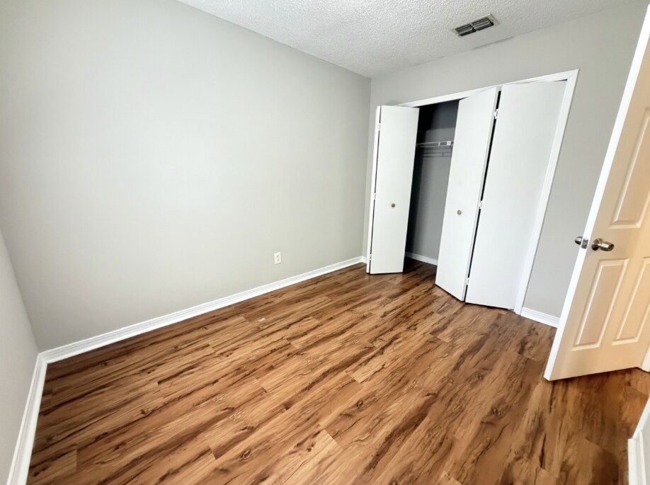 Building Photo - 6511 San Juan Ave