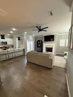 Building Photo - 1319 Park St