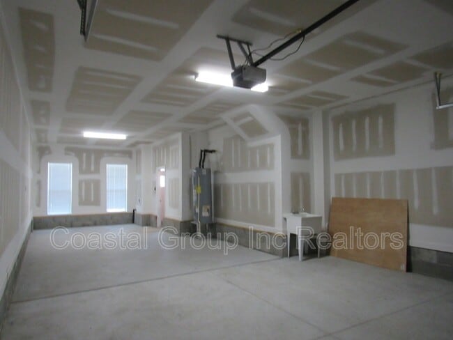 Building Photo - 9570 21st Bay St