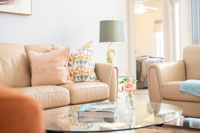 Primary Photo - 172 Fox Loop