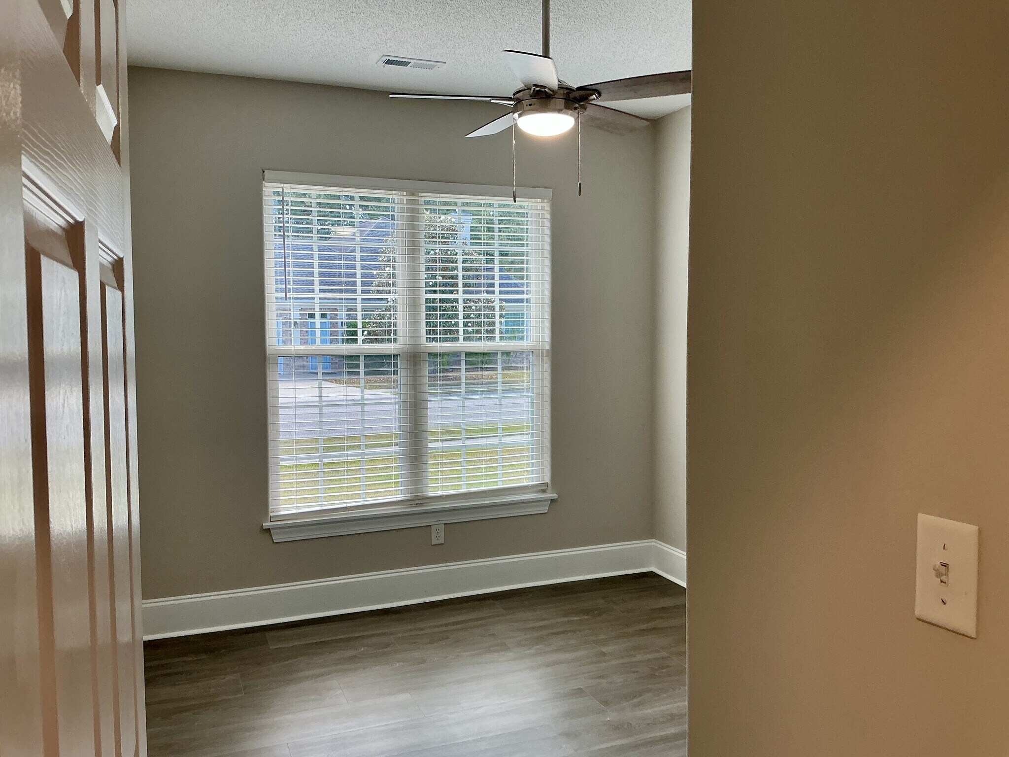 Bedroom - 546 Stonemason Dr
