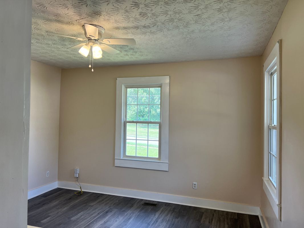 Building Photo - 601 Askew Ave
