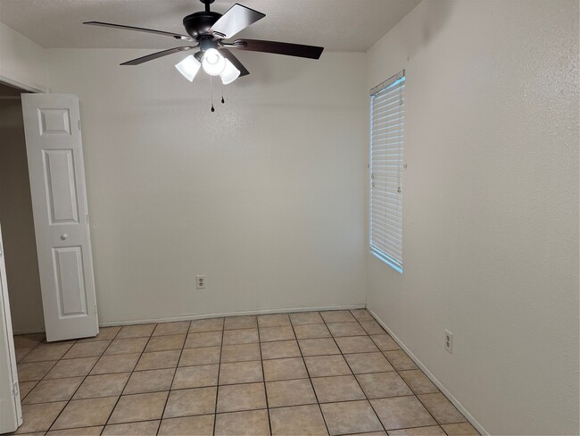Building Photo - 1003 Misty Meadow Ct