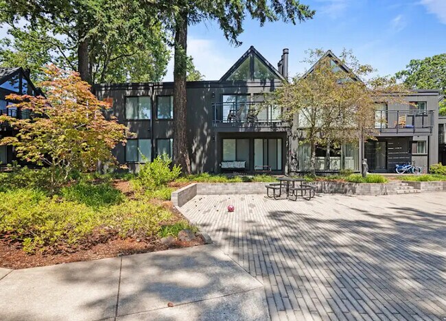 Building Photo - Timberwood Apartments