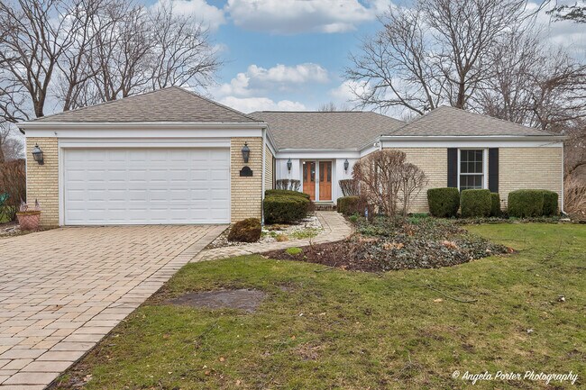 Primary Photo - 756 Stonegate Rd