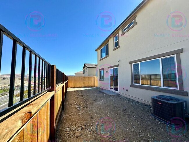 Building Photo - Home in the Five Ridges Community 4 Bedroom 3 Bathroom 2 Car Garage With Loft