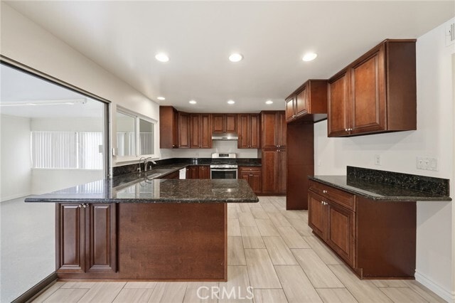 Building Photo - 17016 Leslie Ave