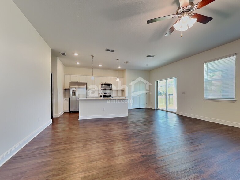 Building Photo - 22410 Bellini Cir