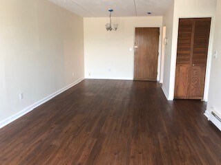 Building Photo - 95 Nahant St
