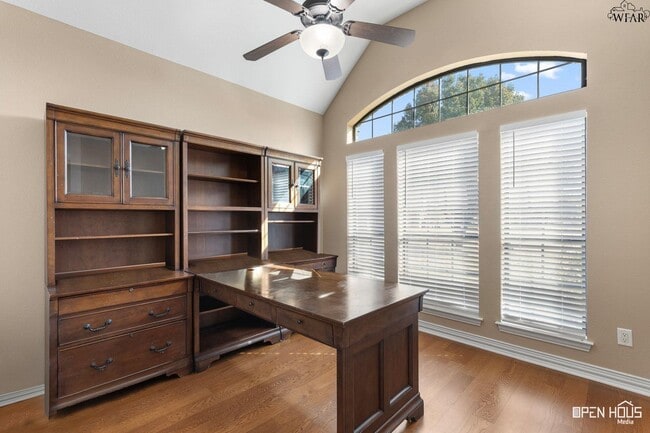 Building Photo - 4122 Candlewood Cir