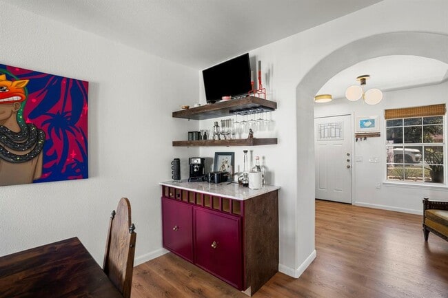 Building Photo - 6208 Perlita Dr