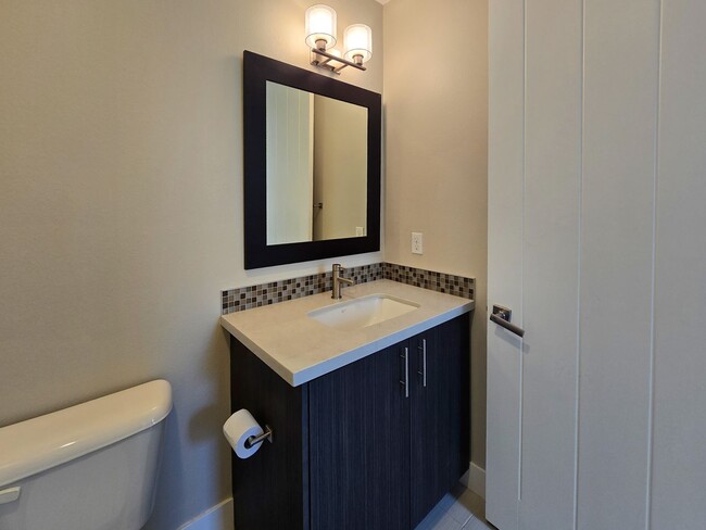 Building Photo - Modern Luxury Condo with Panoramic Views | 3-Story Condo + Private Rooftop Deck