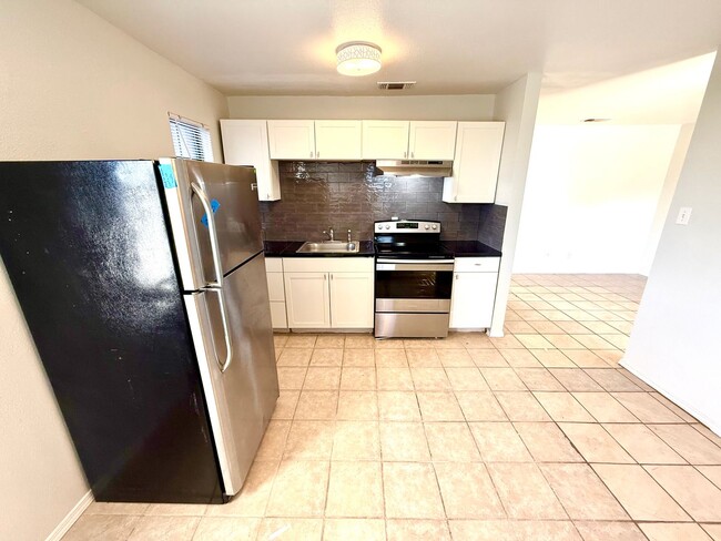 Building Photo - 509 Meadow Forge