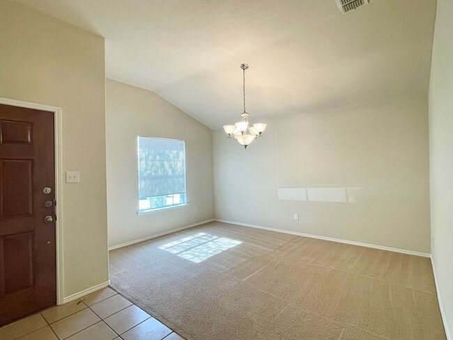 Building Photo - 4 Bedroom 1 story Duncanville ISD