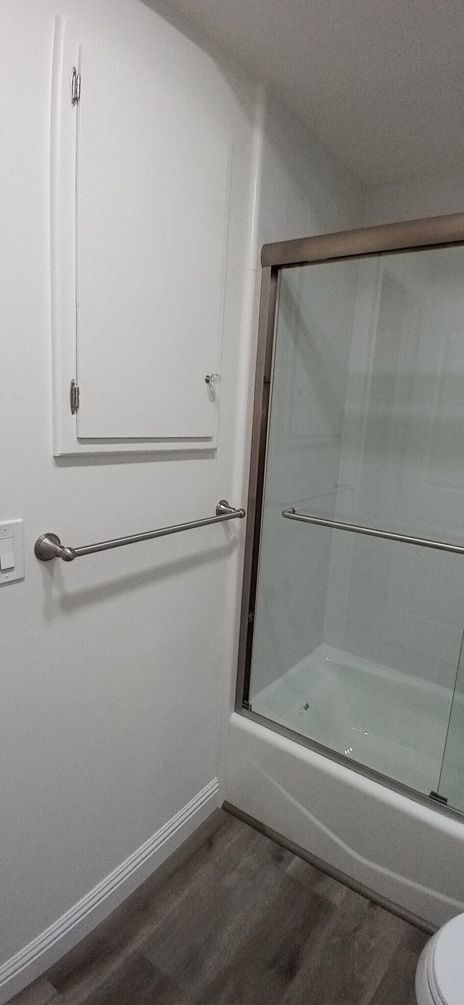 Building Photo - 4162 Hamilton Ave