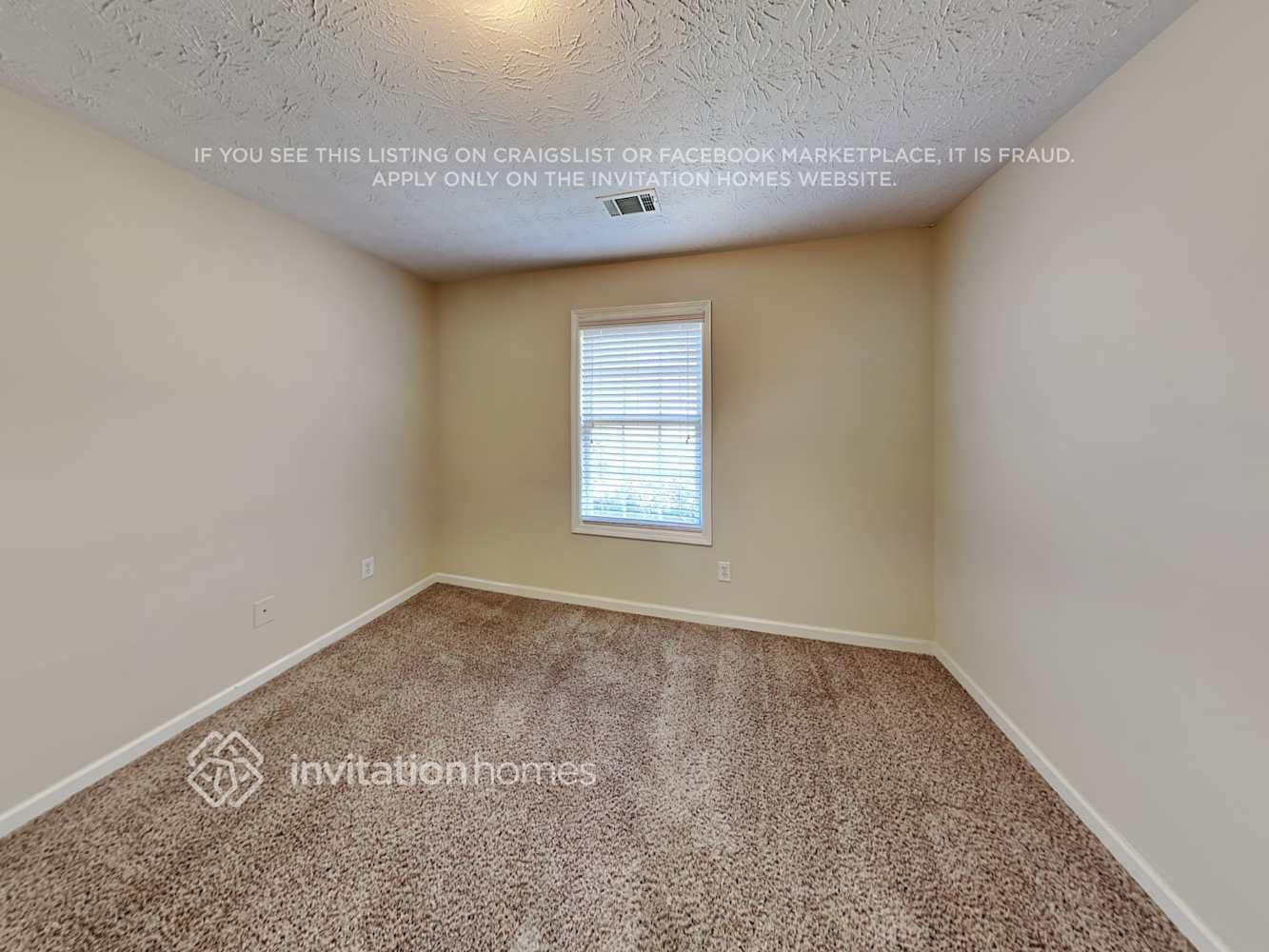 Building Photo - 10 Tabitha Ct