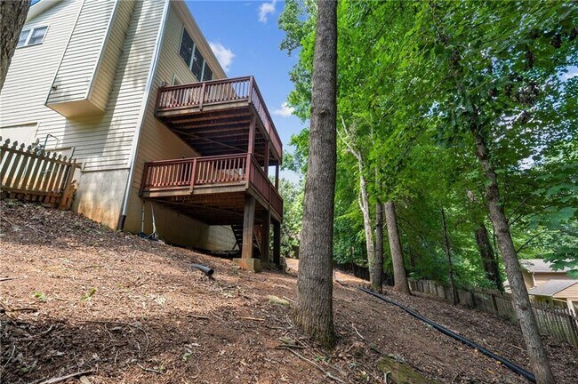 Building Photo - 620 Brook Landing Ct