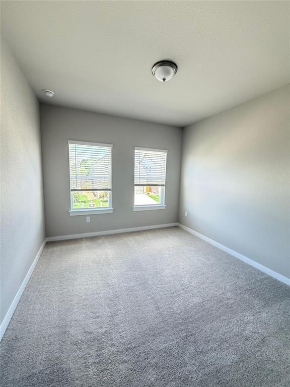 Building Photo - 745 Beaverton Dr