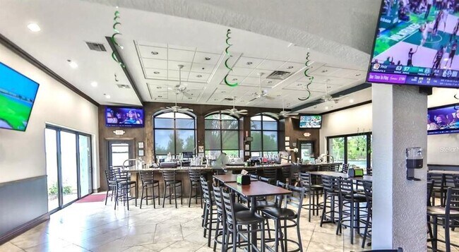 Building Photo - 1905 Canterbury Ln