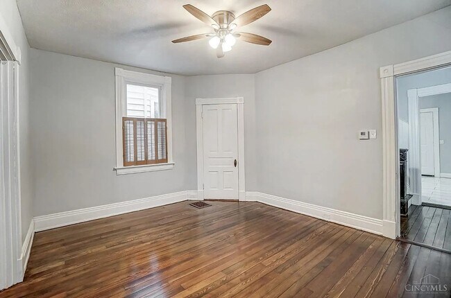 Building Photo - 2312 Norwood Ave