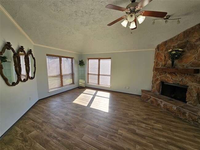 Building Photo - 8319 Wind Veil Dr