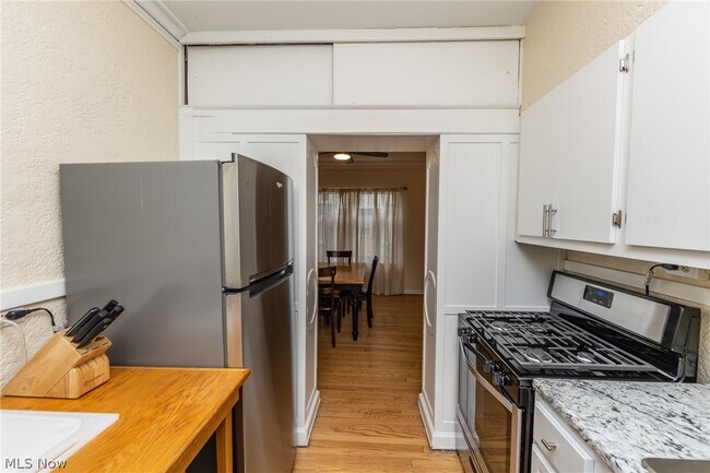 Building Photo - 2330 Euclid Heights Blvd