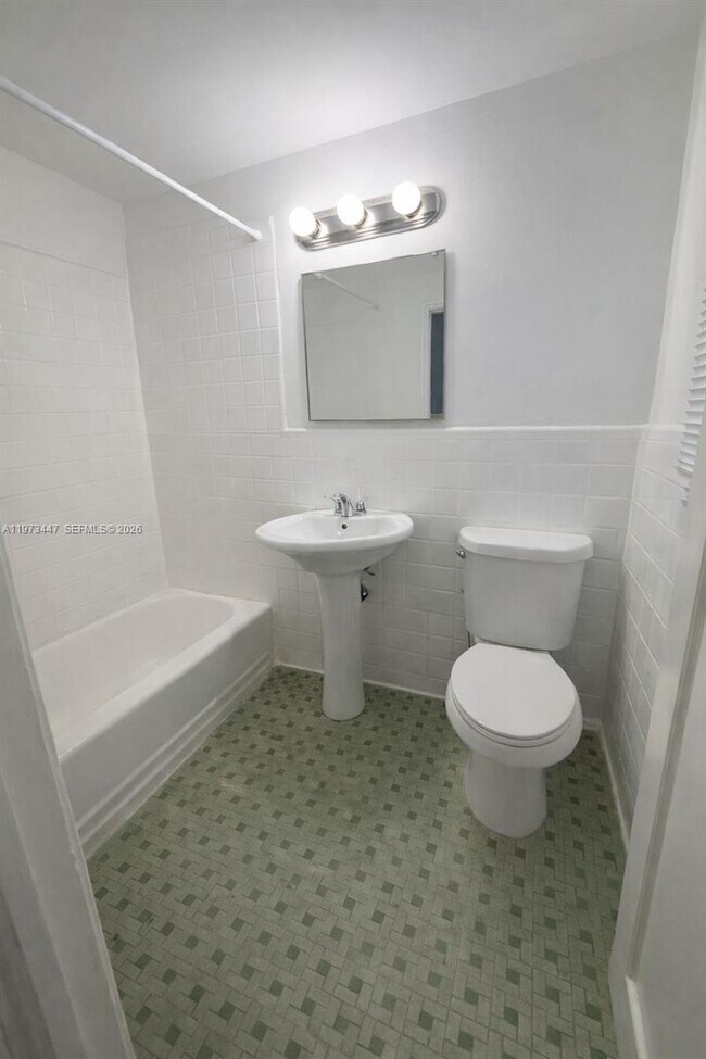 Building Photo - 7921 West Dr