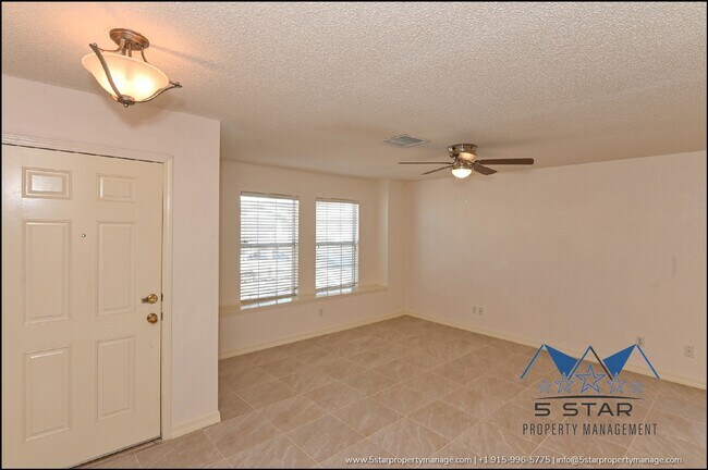 Building Photo - 648 Wind River Ave