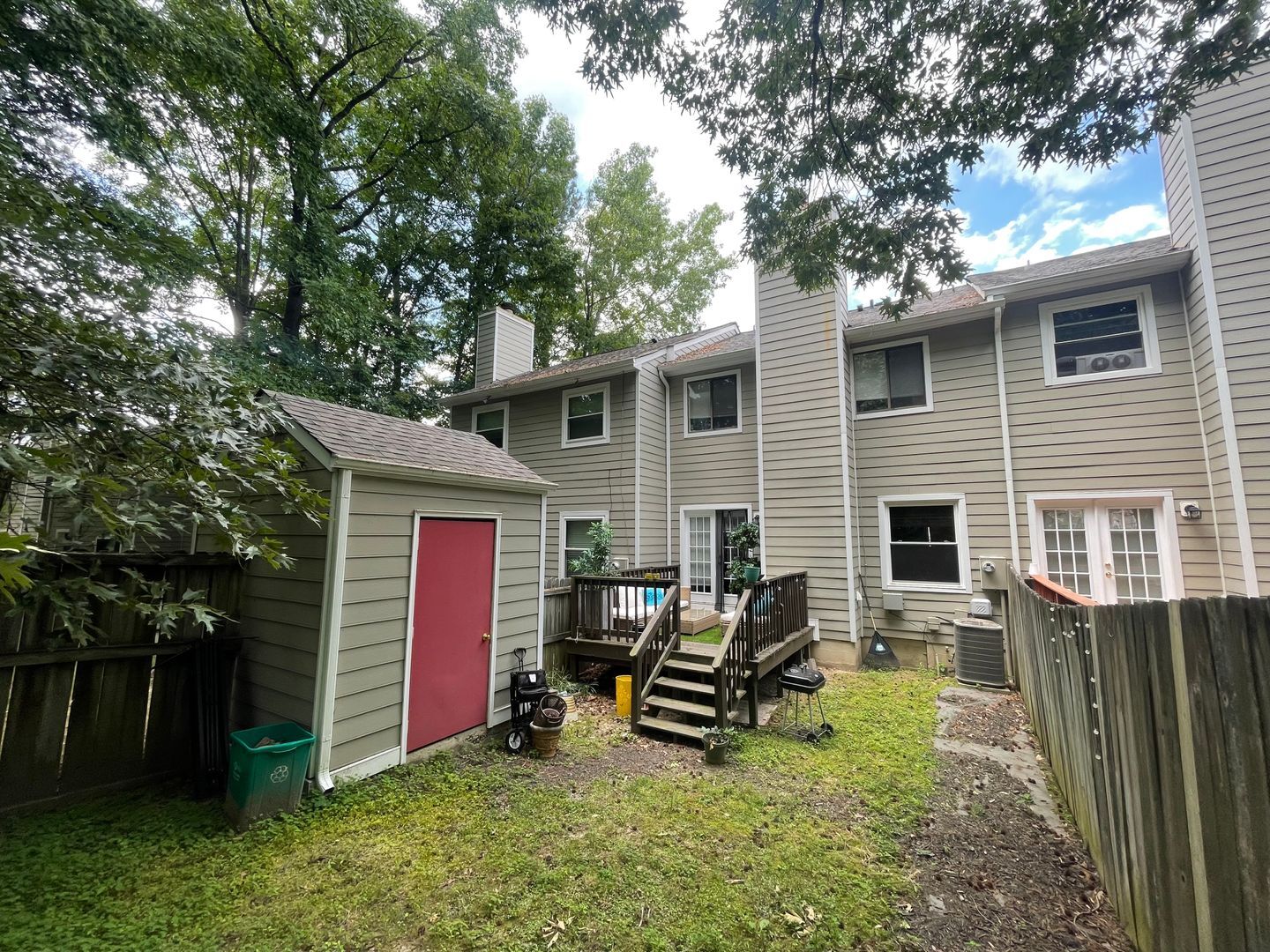 Building Photo - 2034 Airy Cir