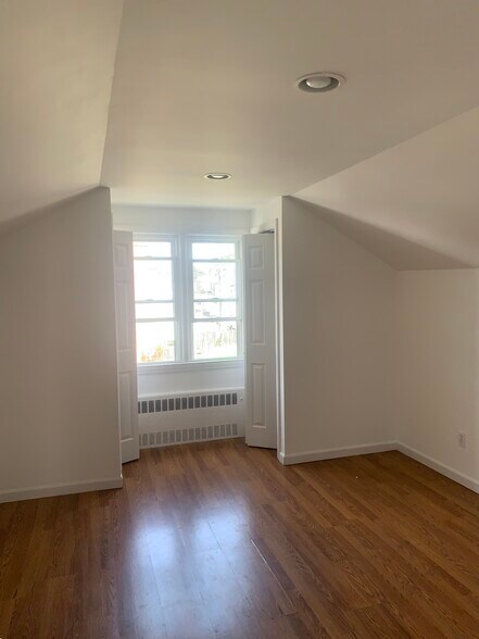 Building Photo - 135 N Bishop Ave