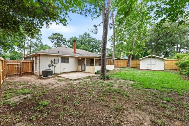 Building Photo - 4503 Pineville Ln