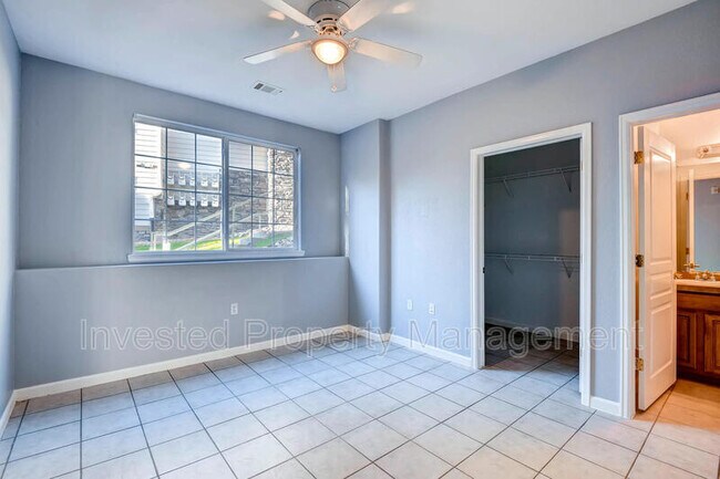 Building Photo - 10487 W Hampden Ave
