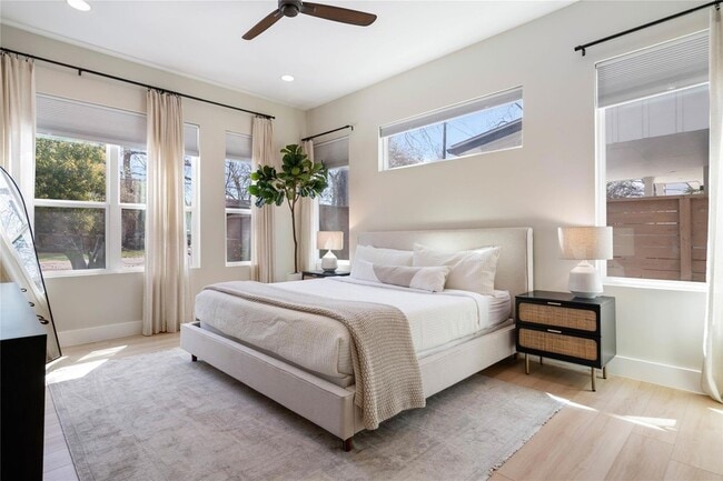 Building Photo - 1126 Linden St