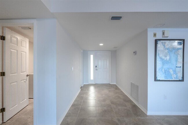 Building Photo - 101 N Marion Ct