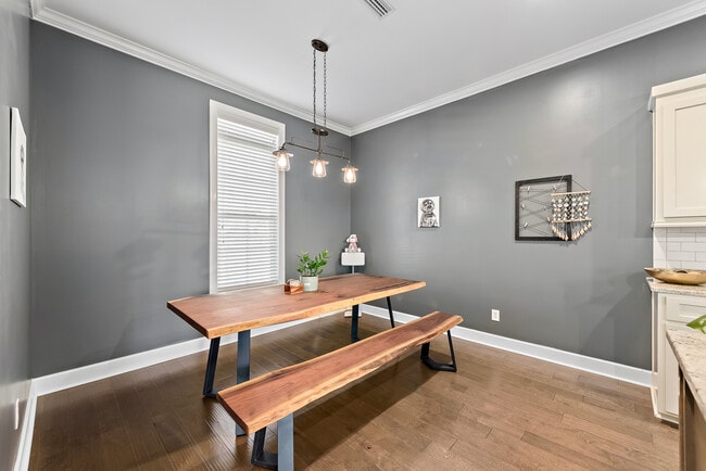 Building Photo - 103 Allisha Ct