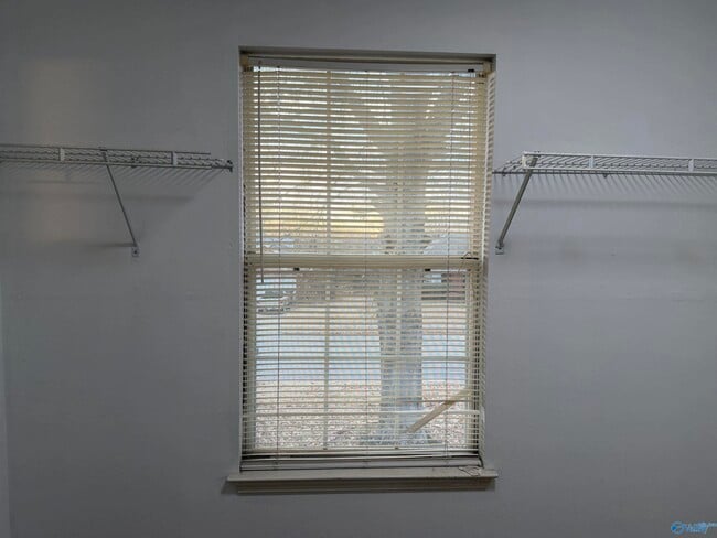 Building Photo - 129 Garden Brook Dr