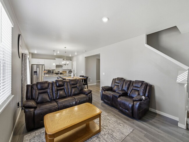 Building Photo - Newer 3-Bedroom Home with Fenced Yard, A/C, Attached Garage!