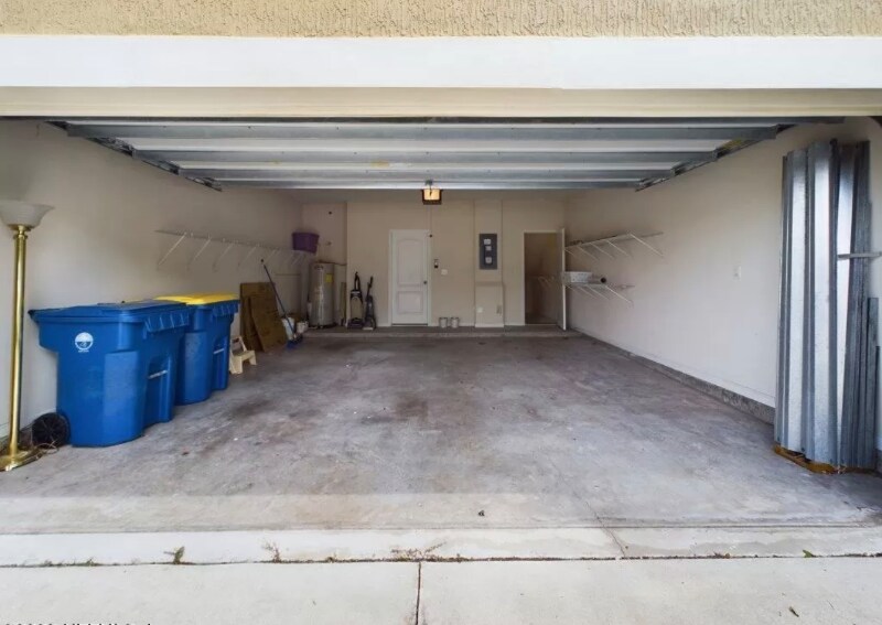 Building Photo - 12295 Black Walnut Ct