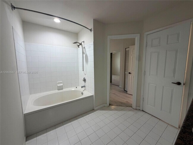 Building Photo - 9820 NW 56th Pl