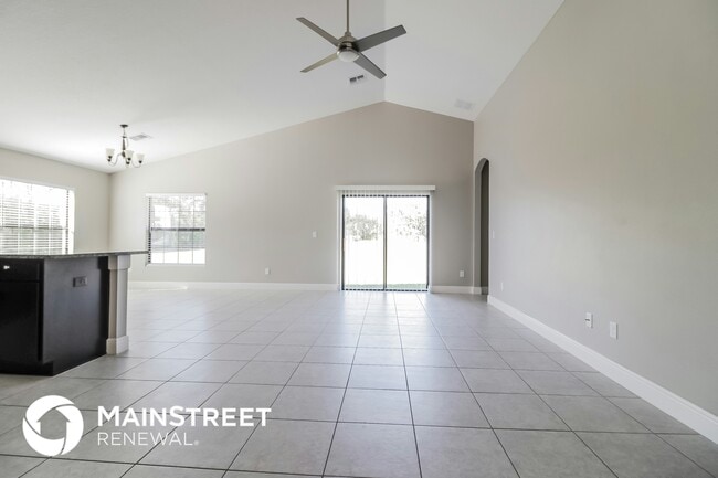 Building Photo - 327 Anchovie Ct