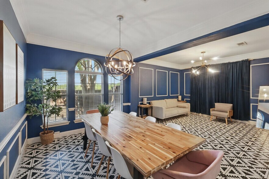 Building Photo - 1529 Arrowhead Ln