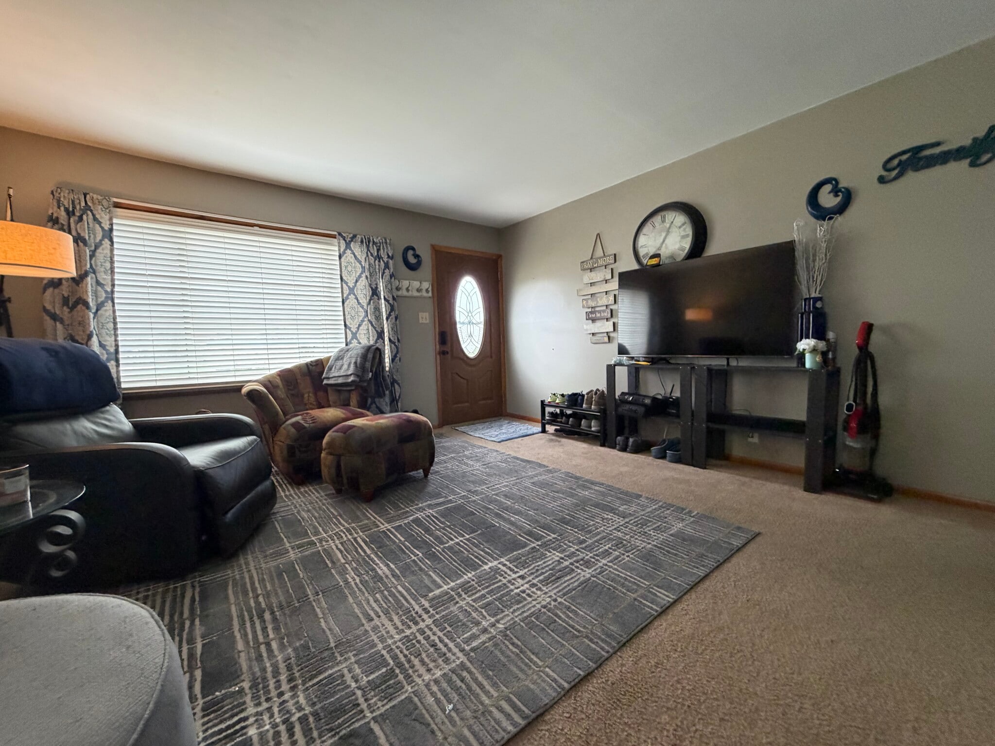 Building Photo - 10108 W Montana Ave