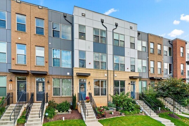 Building Photo - 5136 Randolph Rd