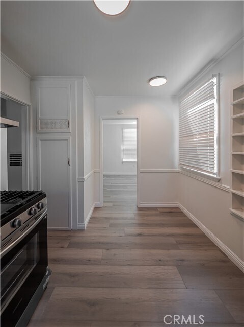 Building Photo - 1719 Cabrillo Ave