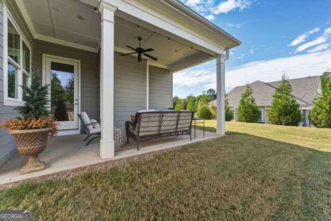 Building Photo - 1140 Providence Loop