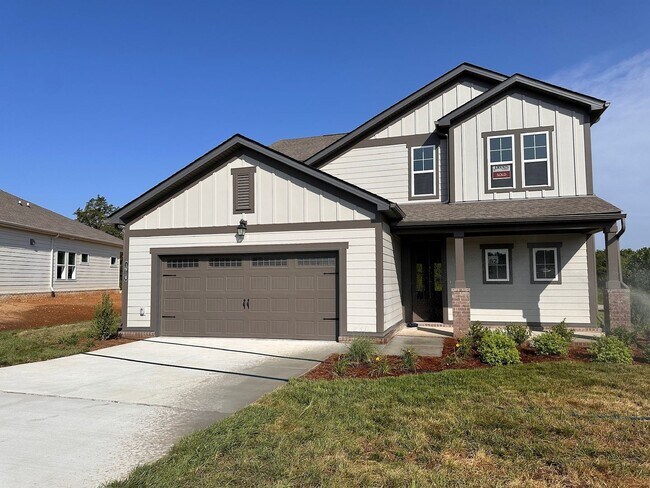 Building Photo - 2024-Built Beautiful 4-Bedroom and 3.5 Bat...