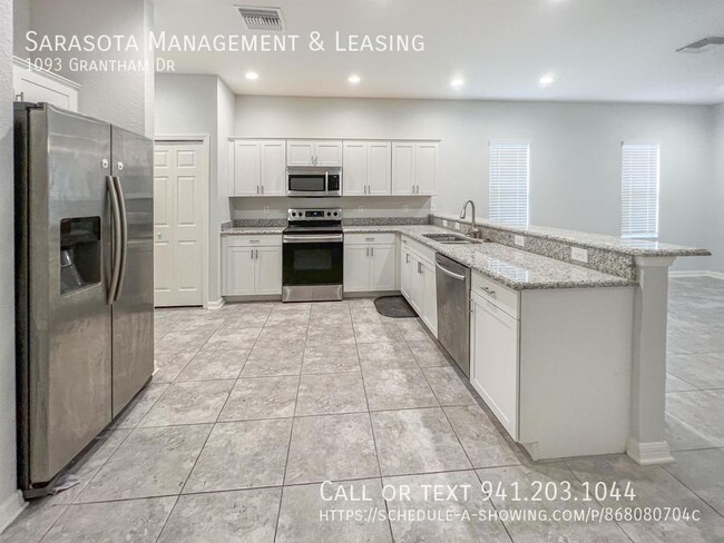 Building Photo - 1093 Grantham Dr