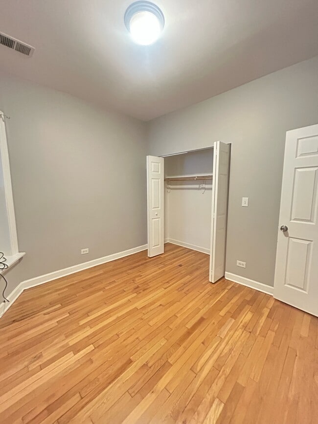 Building Photo - 505 E 44th St