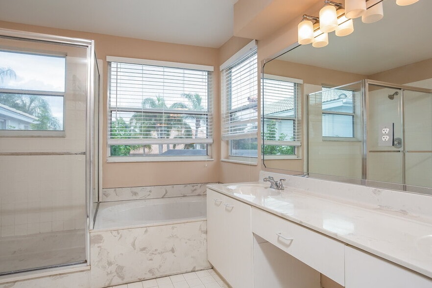 Building Photo - 7142 Davit Cir